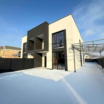 Дуплекс з великою земельною ділянкою! 4 кімнати / ГАЗ / БЕЗ КОМІСІЇ