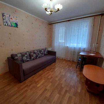 СДАМ 1 ком кв этаж третий у м Холод Гора. за СМ РОСТ. В кв ГАЗ.