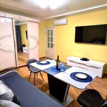 Без комісії! Продам 3-кім. квартиру на вул.Чорновола (напроти ТЦ Ашан)