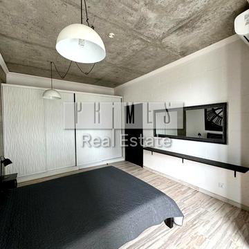 Ділова вул. (Димитрова), 4