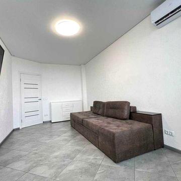 Однокімнатна квартира БЕЗ ВІДКЛЮЧЕНЬ СВІТЛА!!!