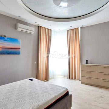 Квартира, 2к, Щорса, Коновальця, Печерськ