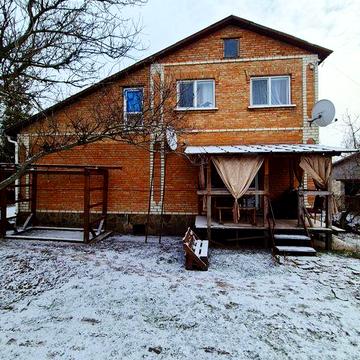 Продам двоповерховий  будинок +АНГАР 300 кв метрів