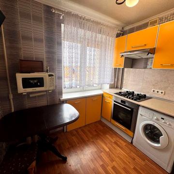 Продам 2 комн.квартиру 45м2 РЕМОНТ ТРК Украина Зубенко Салтовка