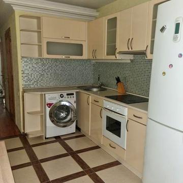 Сдам просторную 2х комнатную