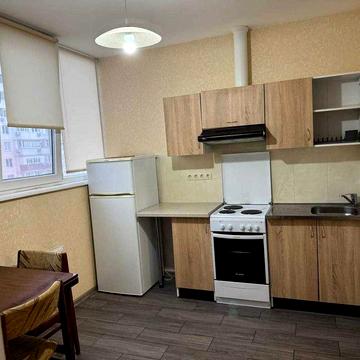 Сдам квартиру в новом доме на Небесной сотни