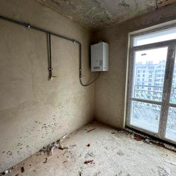 Квартира 3 кімн. 87 м2  індивідуальне ГАЗОВЕ опалення, повністю здана