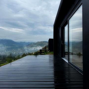 Продаж 2х будинків з високою дохідністю