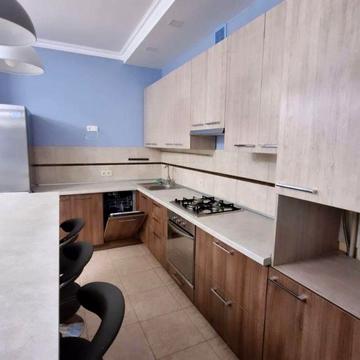 Продам реально велику 1-кімнатну квартиру!