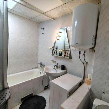 4 кімнатна квартира вулиця Чорновола