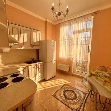 Однокомнатная в новом доме ! 15 минут до моря ! Ремонт