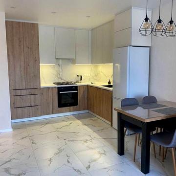 Продам затишну нову квартиру в чудовій локаці