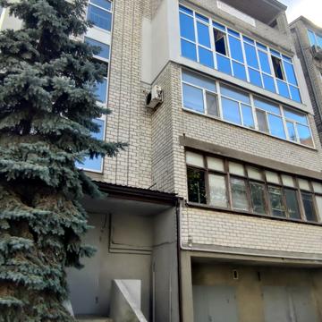 Шосейна вул. (Фрунзе), 4