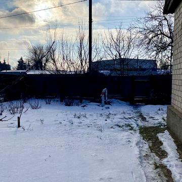 Продаж будинка на землі 6 соток , 20 метрів фасада.