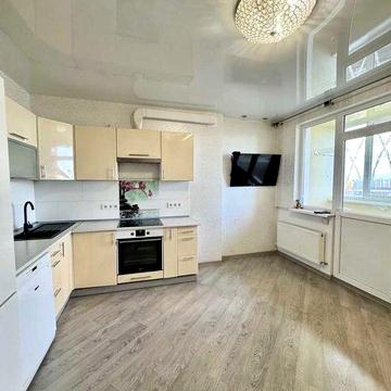 Просторная 1-комнатная квартира в ЖК «Левитана», Таирова с парковкой