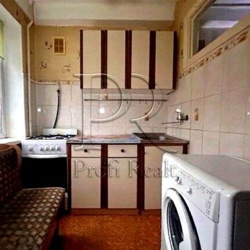 Продаж 1 кімн. квартири за адресою Межева 19Б