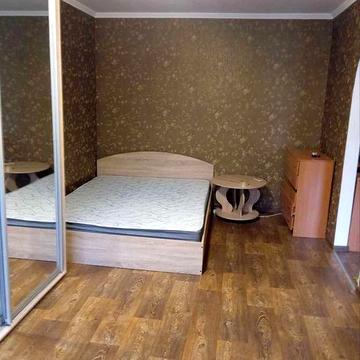 Сдам 1 ком квартиру Адмиральский проспект.Ремонт.Свободна. ГАЗ.