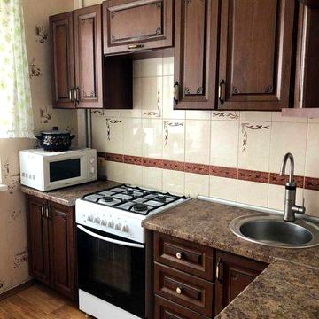 Сдам трехкомнатную квартиру на Бабурке