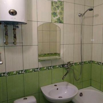 Сдаётся от собственника, без комиссии  1 ком.кв-ра в Космическом р-не.