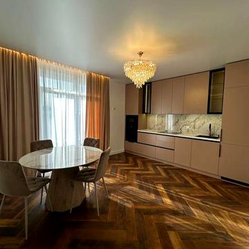 Продаж 1,5 кімнатної дизайнерської квартири