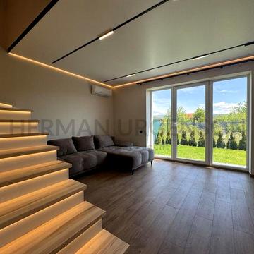 Продаж таунхаусу 100 м.кв / 1.5 сотки / Ужгород, р-н Пiдлипники