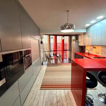 Продаж дворівневого пентхауса , вул. Героїв Майдану . Без комісії  .