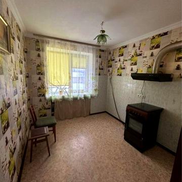 Продаж 1-кімнатної квартири в центрі с. Вороньків