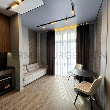 Продаж 1к квартири 42 м.кв / вул. Руська, Центр