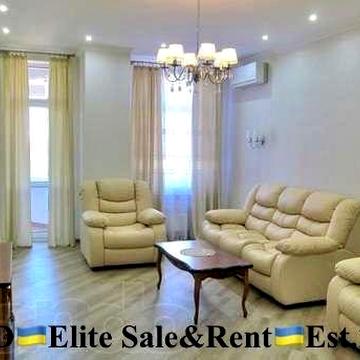 Л.Українки бул. 7-А. 2-кім. 100 м2. Всі вікна виходять у двір на парк!