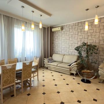 Пантелеймонівська вул., 88/1