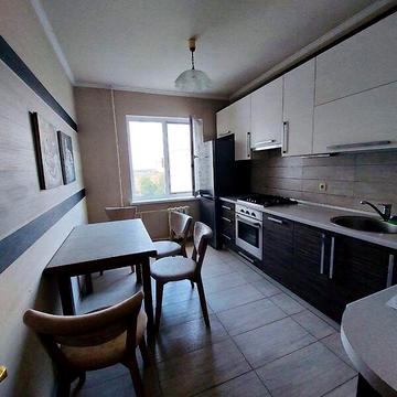 Продаж 3к Квартира Курсова вулиця