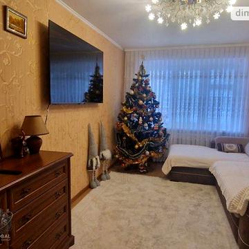 Продаж 2к Квартира Космонавтів проспект