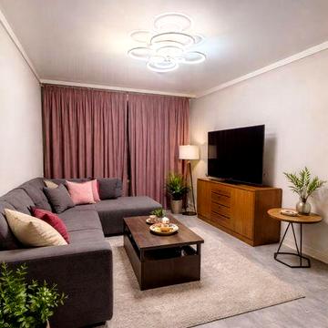 Продам 2к квартиру трк Украина пр. Тракторостроителей 63