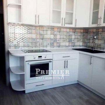 Продам однокімнатну квартиру на Сахарова