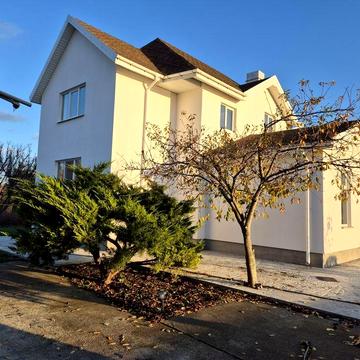 Продам капитальный дом Великодолинское  Ява