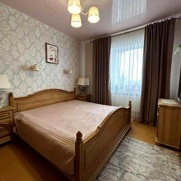 Васильківська вул., 2