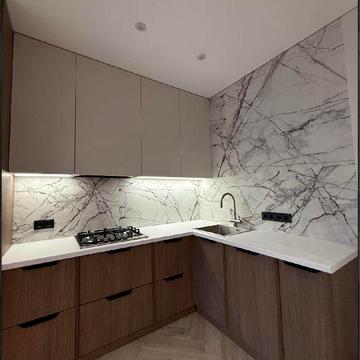 Простора квартира з дизайнеоським ремонтом купити в центрі Ірпеня