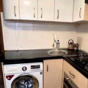 Продам 2 комнатную квартиру на Бавари