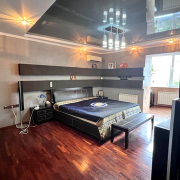 Лазурна вул. (Гайдара), 2