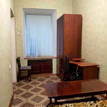 (3-50) Однокомнатная квартира в историческом центре города.