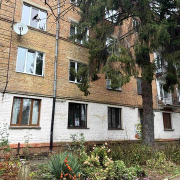 2 кімнатна квартира в Центрі.