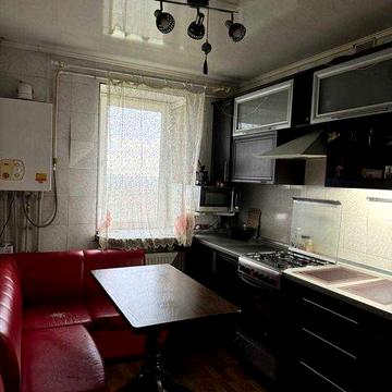 продаж 3-х кімнатної квартири з індивідуальним опаленням