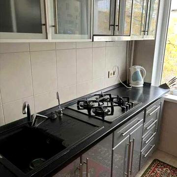 Здам затишну трикімнатну квартиру