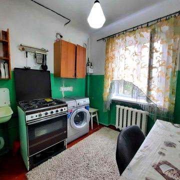 Продам 1 квартиру по ул. Нижнеднепровская