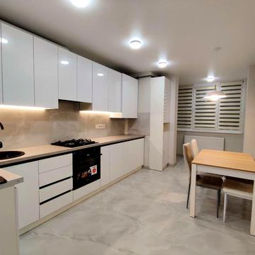 Карла Мікльоша вул., 9