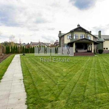 Плютовська вул.