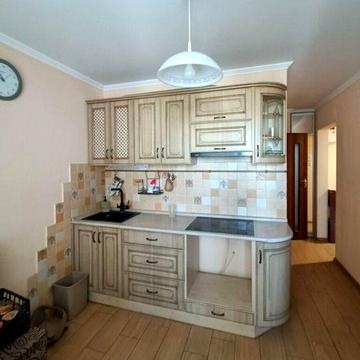 2 комн. 53,8 м. кв. бульвар Славы. ж/м Победа-6. Мебель. Техника.