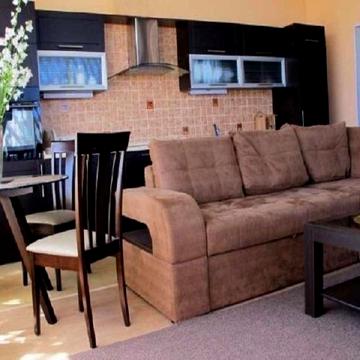 Пантелеймонівська вул., 112