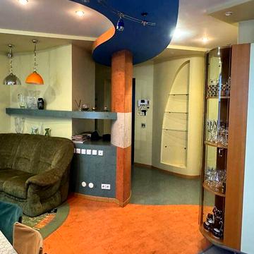 Довгострокова оренда 3к Квартира Володимира Мономаха вулиця