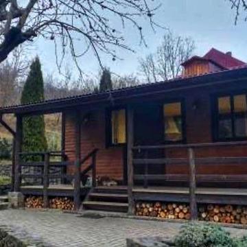 Будинок в лісі (автономний)